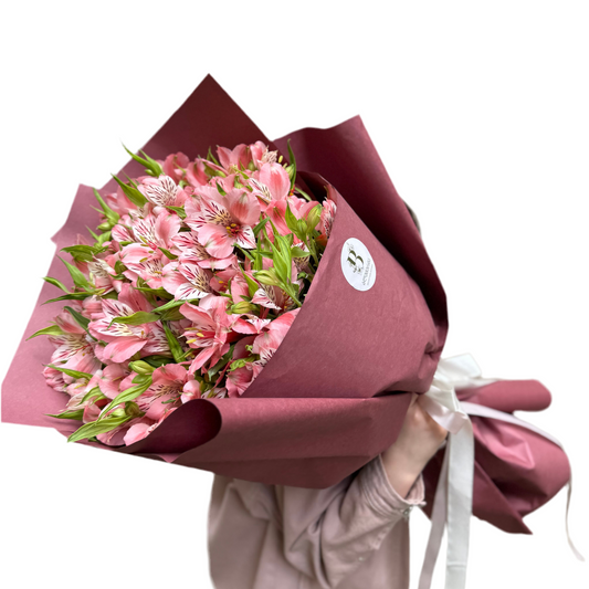 ალსტრომერიების თაიგული L